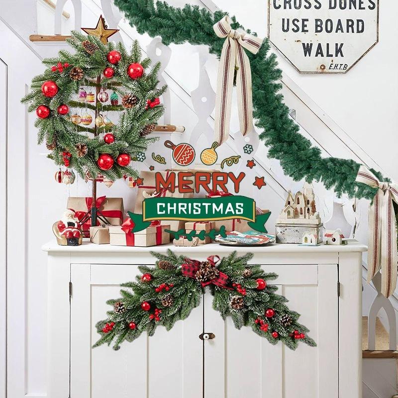 พวงหรีดคริสต์มาส 50/70ซม. พวงดอกไม้ตกแต่งบ้าน แขวนประตู ต้นคริสต์มาส ของตกแต่งปีใหม่ Merry Christmas DIY ตกแต่งห้อง/งานแต่ง christmas decor home หิมะเทียม สายรุ้ง ปี ใหม่ ตัว อักษร